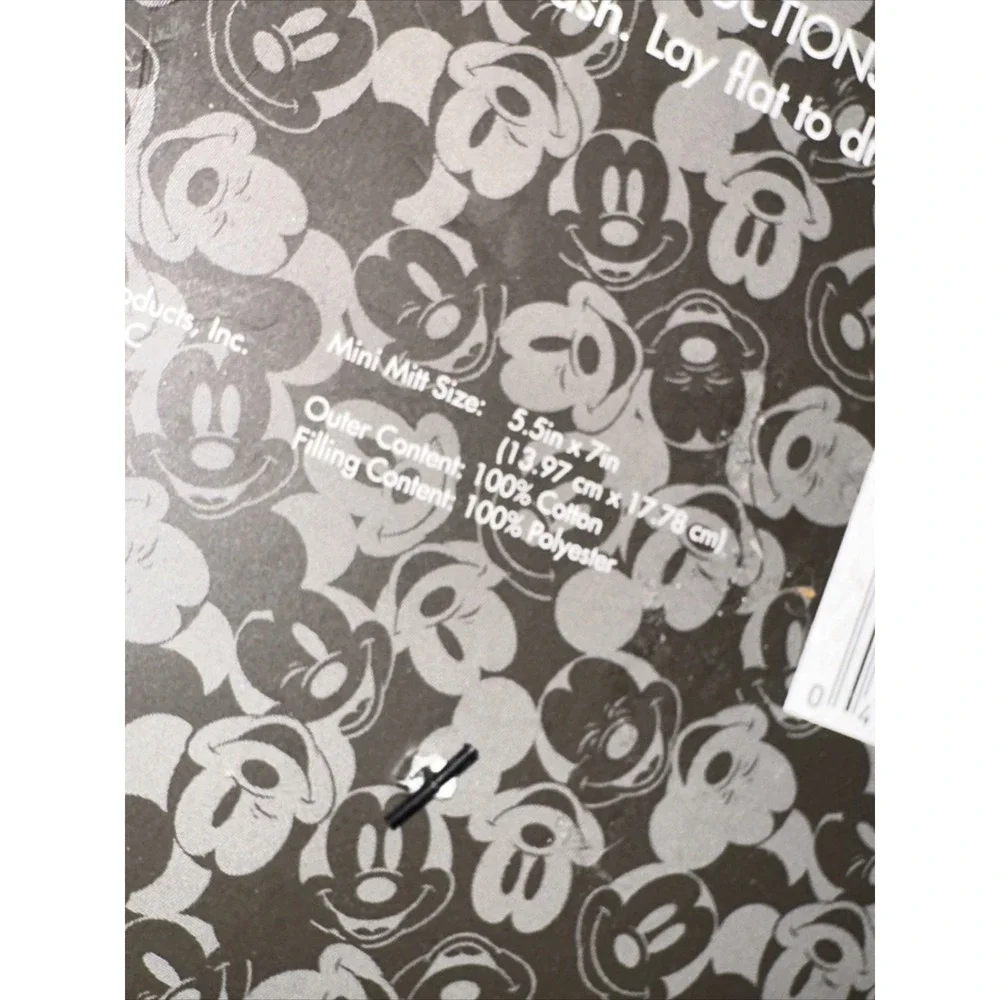 Disney Mickey Mouse Mr and Mrs 2PK Oversized Mini Mitts Grey White BB1232502